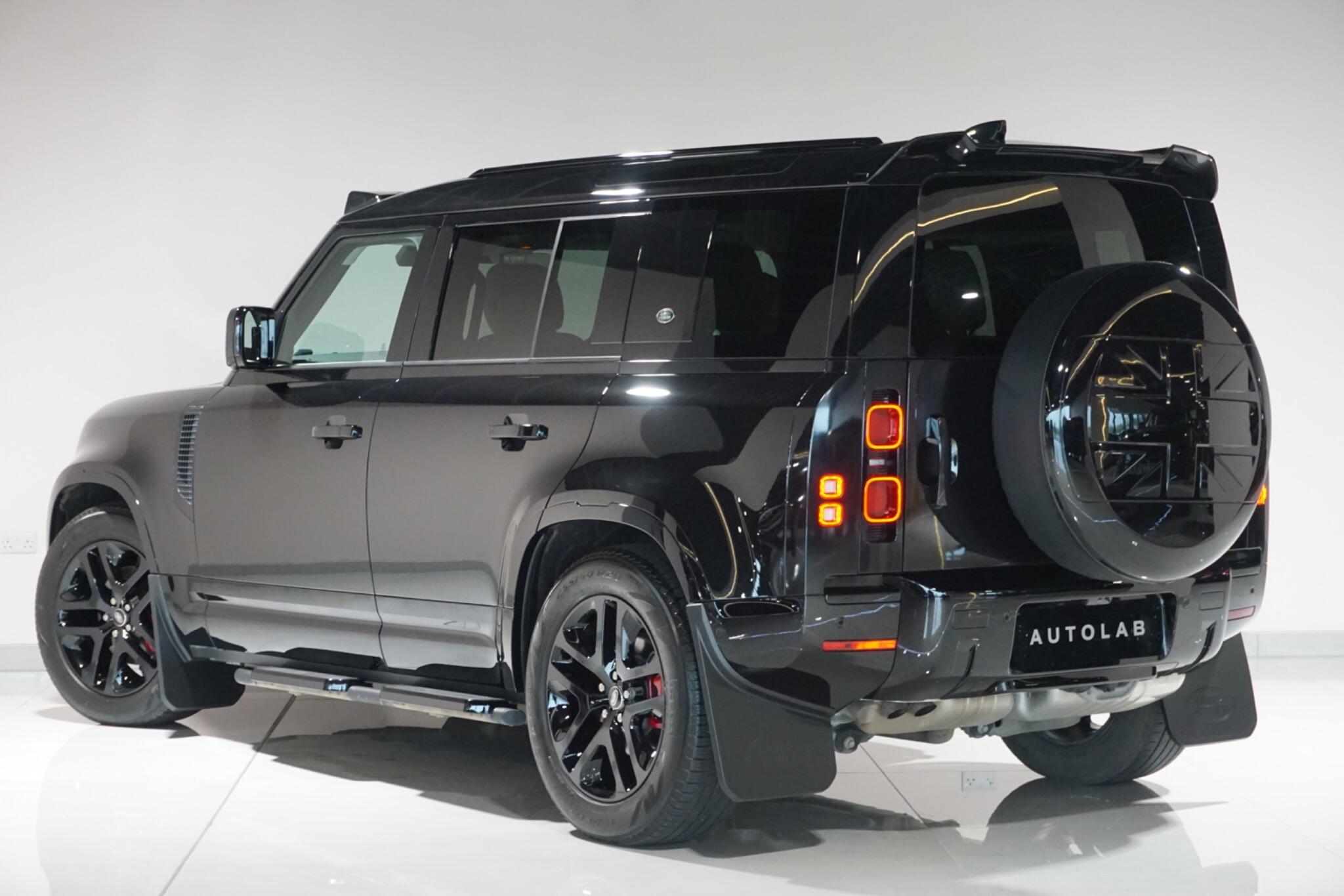 Land Rover Defender 110 3.0 D250 MHEV XS Edition SUV 5dr Diesel Auto 4WD Euro 6 (s/s) (250 ps)
